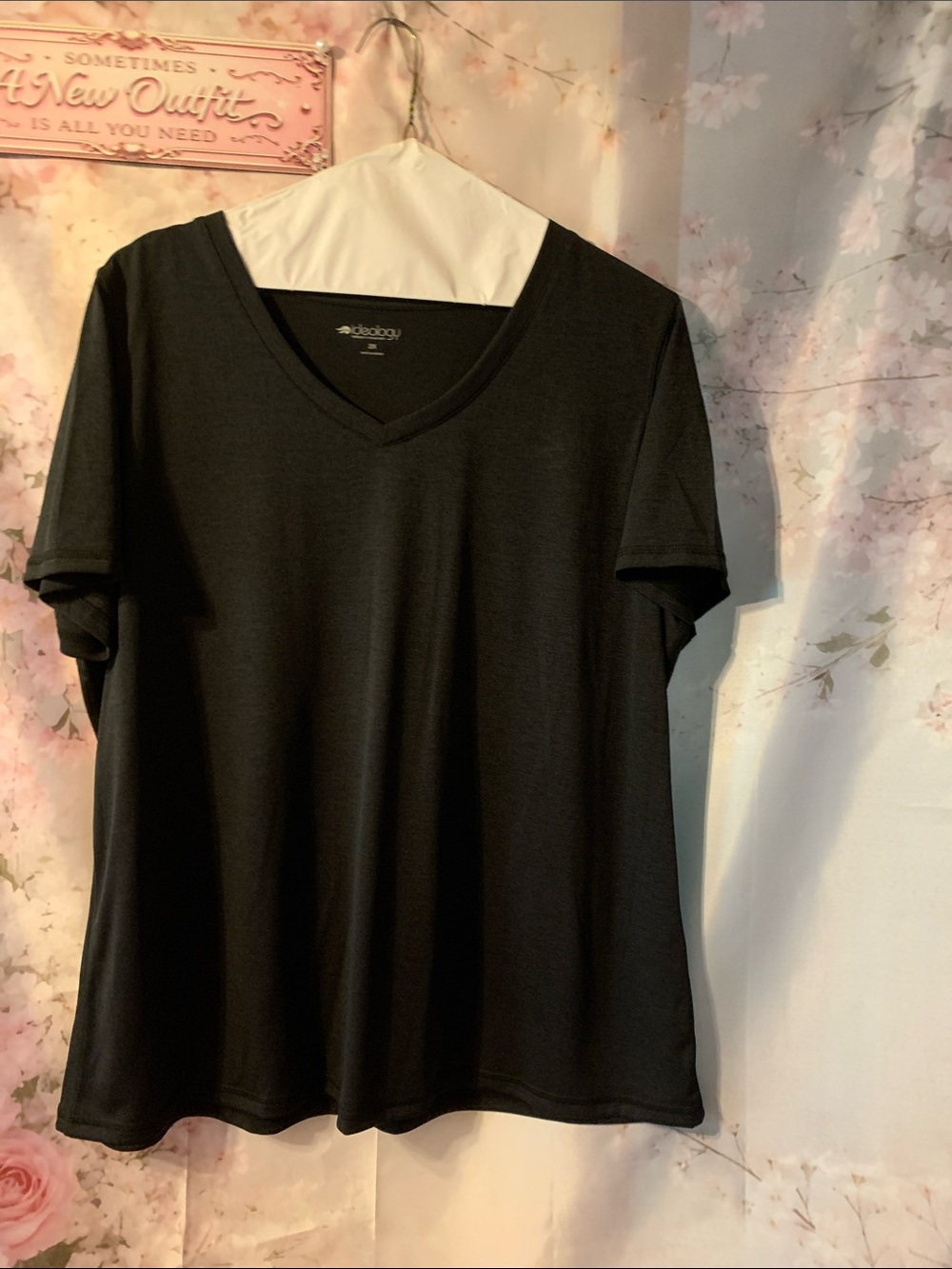 Ideology Black V-Neck Short Sleeve Tee